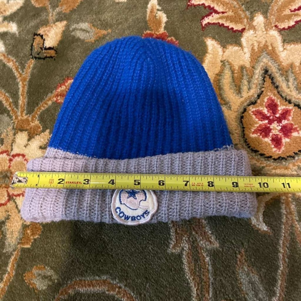 Dallas Cowboys NFL Knit Beanie Hat Blue Gray Embroidered Patch Cuffed Skull Cap‎ - Picture 4 of 4